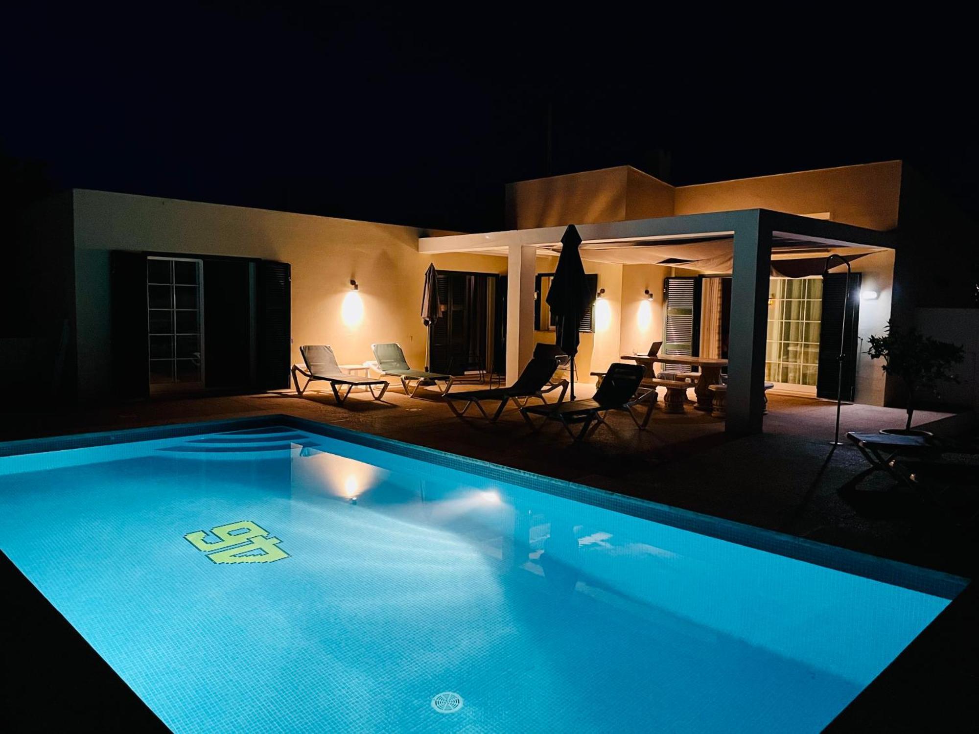 Villa Jordi - Cala En Porter Cala En Porter  Экстерьер фото